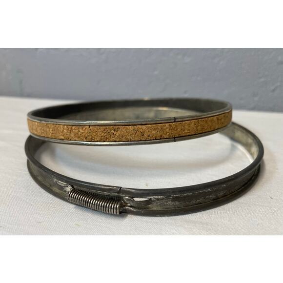 Vintage Metal Spring Tension Cork Lined Embroidery Hoop 5 Inch Crafting Sewing - Picture 3 of 11